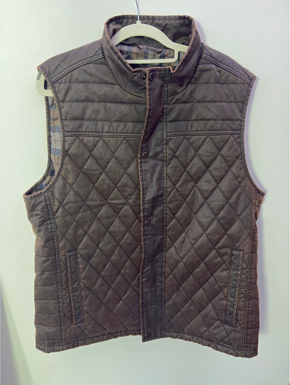 Johnston & Murphy quilted brown vest